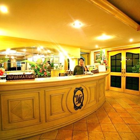 Villa Margarita Hotel Davao Exterior photo